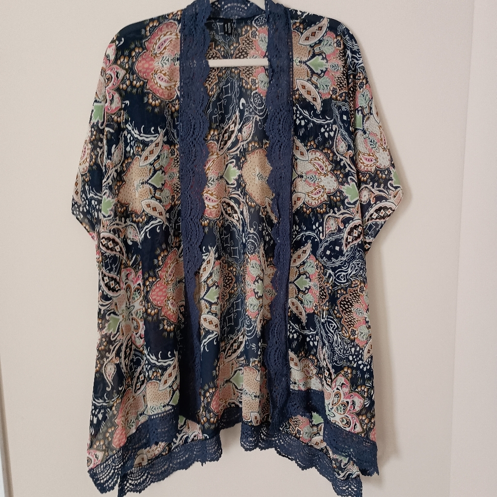 Blue‎ Floral Paisley Print Boho Artsy  Kimono with Crochet Trim